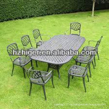 silla y mesa impermeable al aire libre